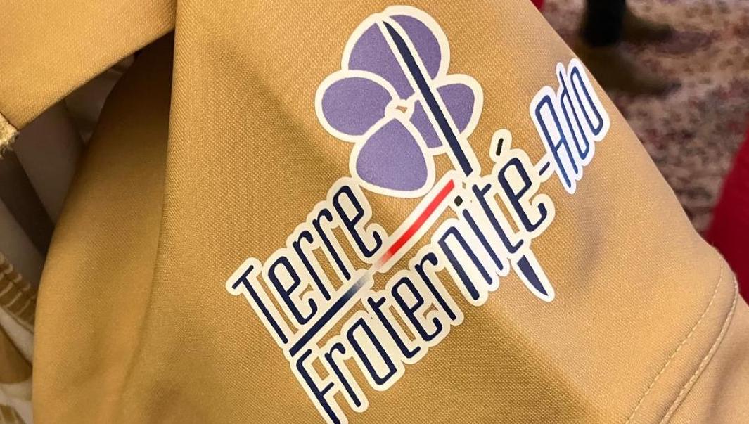 Terre Fraternité-ADO sur le nouveau maillot de la sélection rugby de l’armée de Terre (10 avril 2025)
