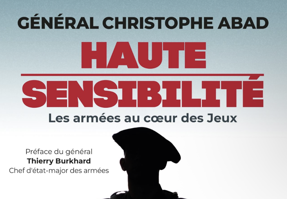 Dédicace du livre du général Abad aux Invalides (15 juillet 2025)