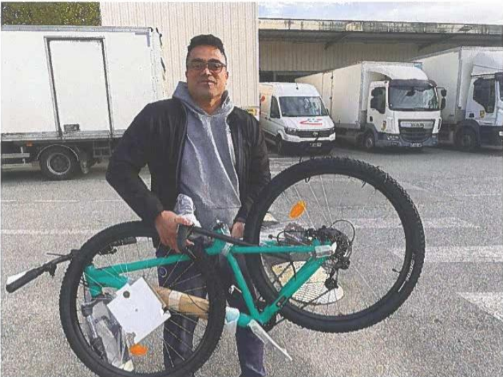 Remise d&rsquo;un vélo à un blessé (retour sur le 13 mai 2026)